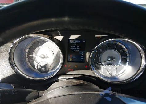 2013 Chrysler 300 Motown из США, поврежденный, VIN 2C3CCAAG4DH661929